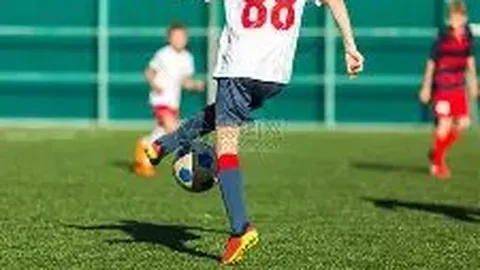 全力备战亚冬会，短道速滑队强化训练迎接米兰冬奥会——人民日报客户端体育频道报道