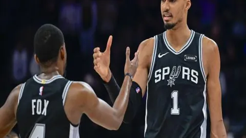 沙特门神：红牌未影响中国队格局，沙特队展现高水平表现